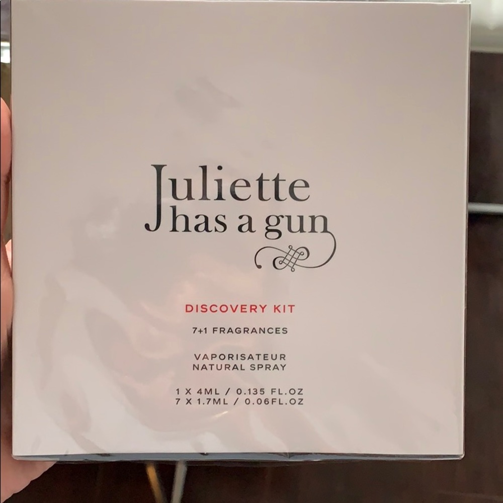 Juliette has a Gun Fragrance set
